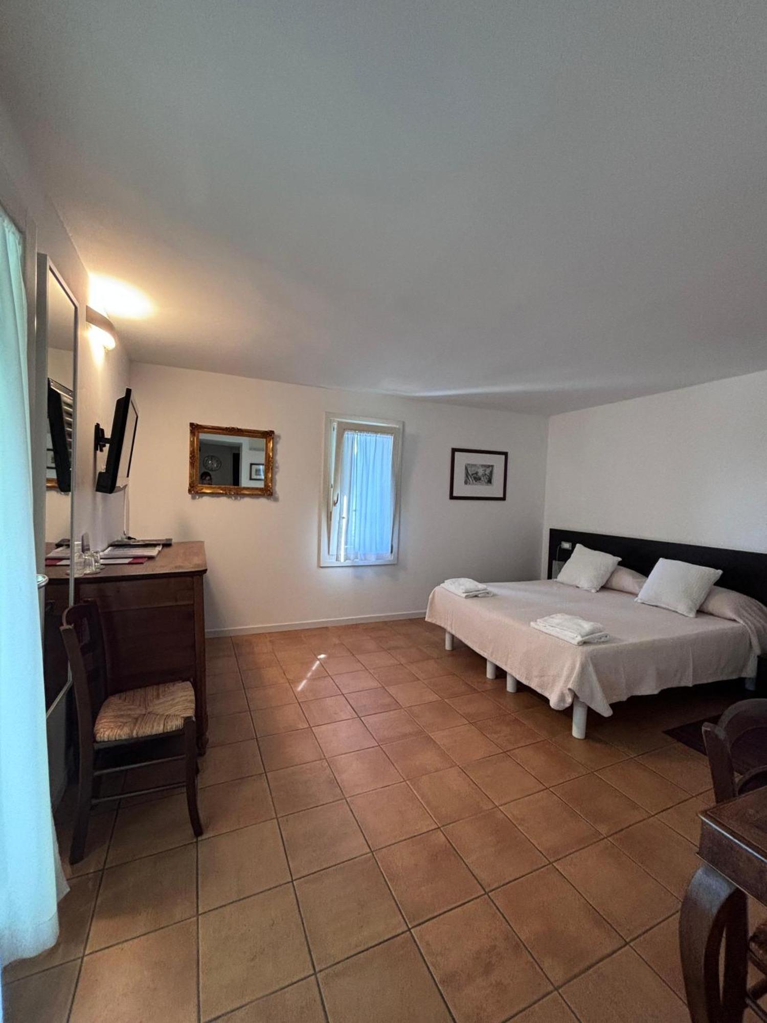 Agriturismo I Mischi Castelnuovo del Garda Zewnętrze zdjęcie